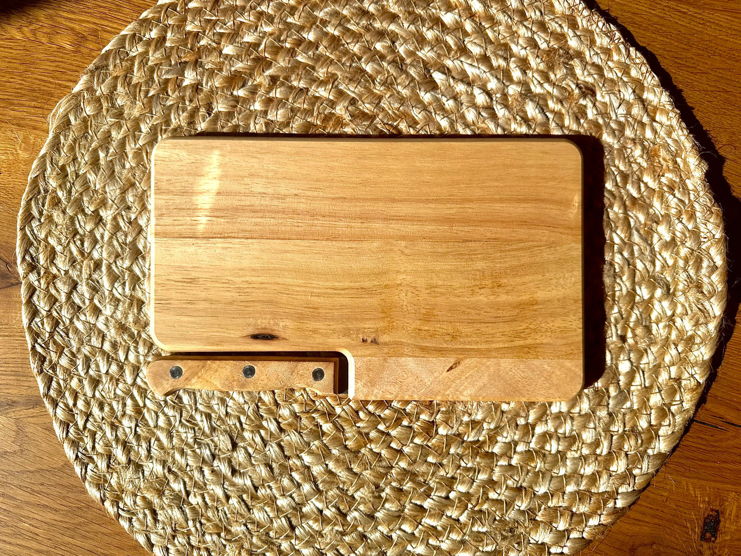 Frühstücksbrettchen mit integriertem Messer