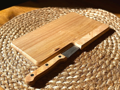 Frühstücksbrettchen mit integriertem Messer