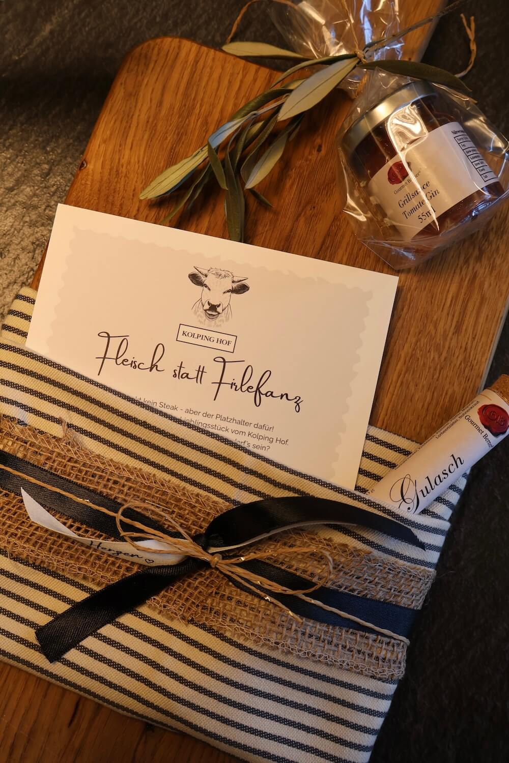 Großes Servierbrett mit Gutschein & Gravur